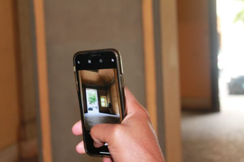 Telefoon maakt een foto. 