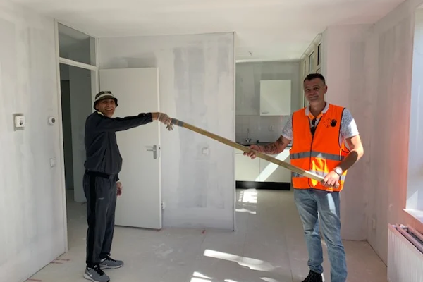 Sleuteloverdracht op ander halve meter afstand